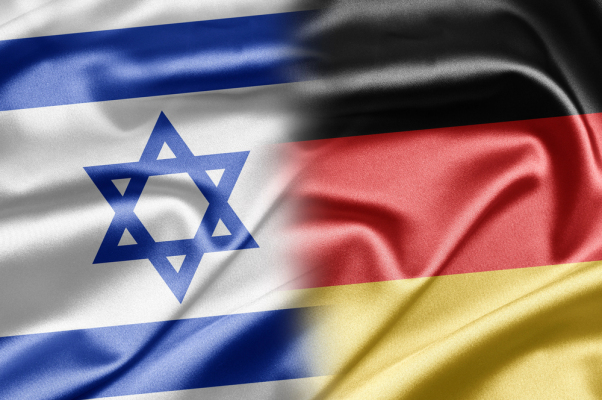 Israel-Deutschland-Flaggen_Shotshop_116742872